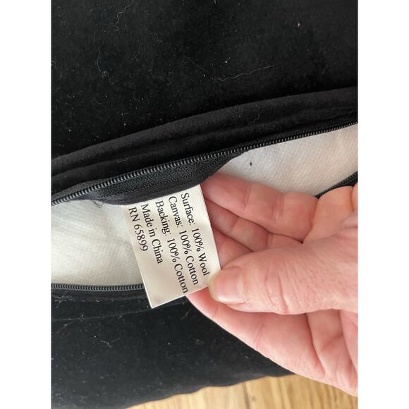 Pillow Pumpkin Hooked Wool 16x20”Black Background Harvest Sunflower Fall - Picture 6 of 6